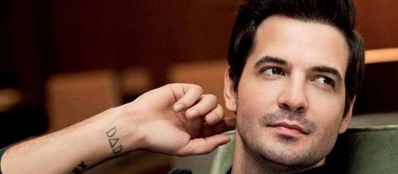 Ατυχία για Νίνο στην πρεμιέρα: Εκνευρίστηκε και πέταξε το μικρόφωνο (βίντεο)